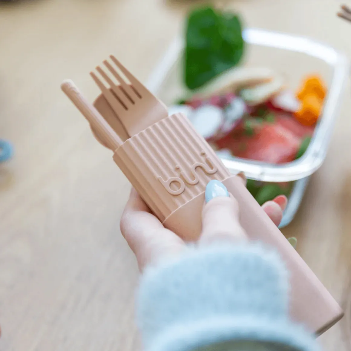 Kit de couverts réutilisables et nomades en matière biosourcée