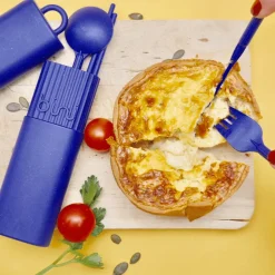 Kit de couverts réutilisables et nomades en matière biosourcée