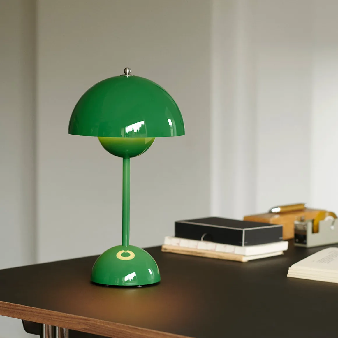 Lampe à poser Flowerpot VP9 Sans fil - Signal Green