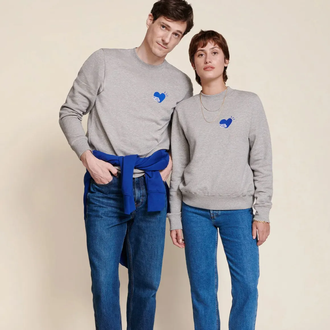 Le Sweat We Are Family Femme - Gris