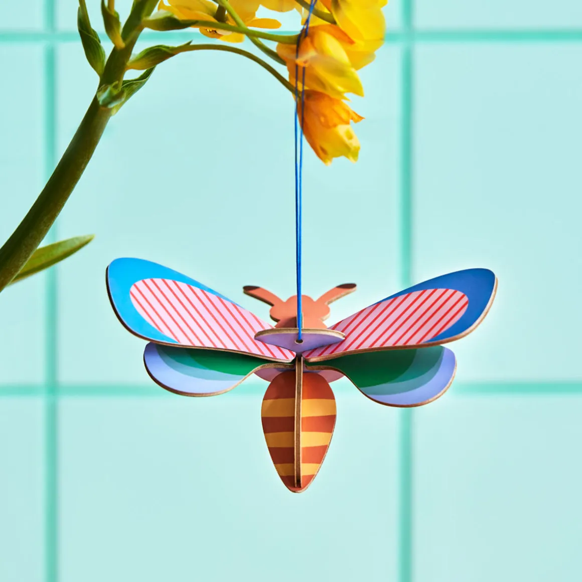 Ornement Porte Bonheur Honey Bee