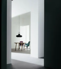 Table In between Chêne teinté noir SK4 -120 cm